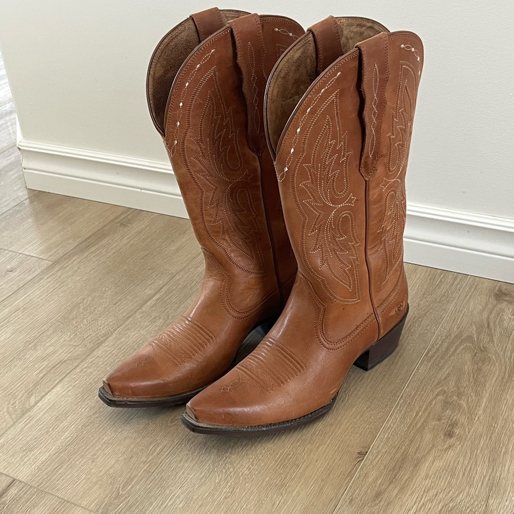 ARIAT | Tan Leather Cowboy Boot